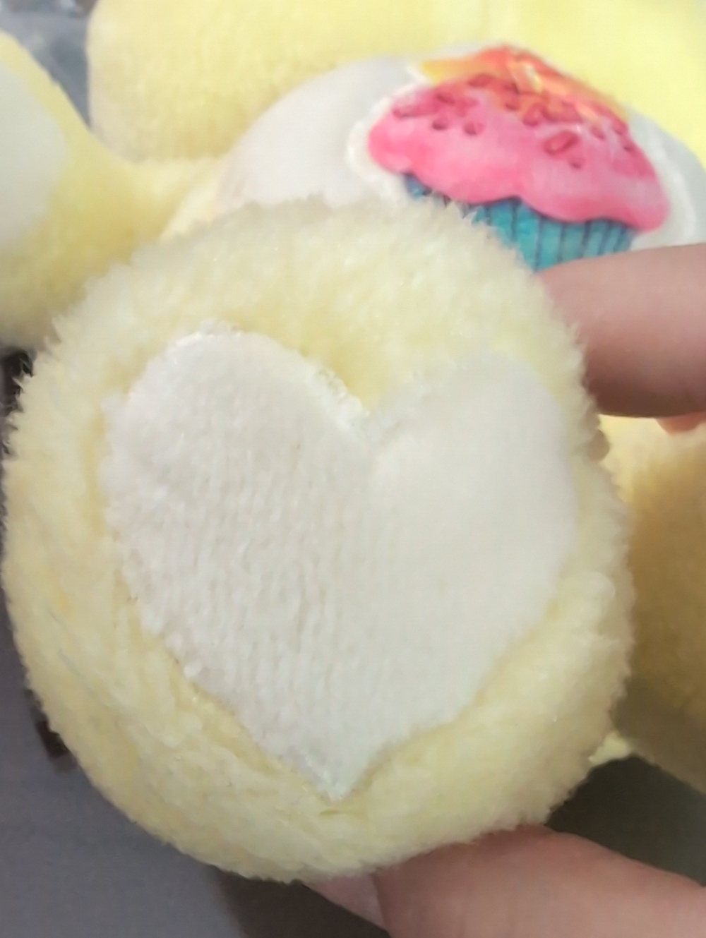 Vintage Kenner Care Bears Yellow Birthday Bear Plush Cupcake Belly 1983 - Picture 10 of 10
